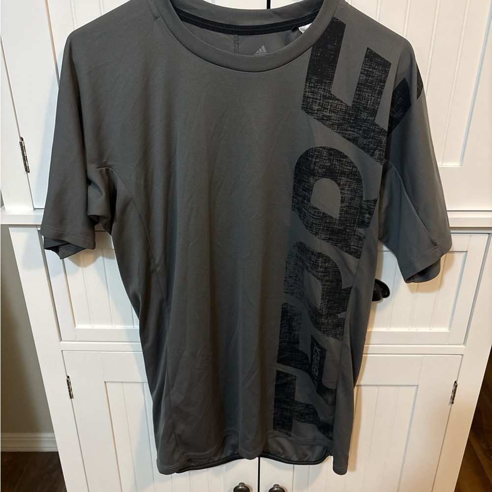adidas Men’s Medium Cycling Performance Athletic Top Gray